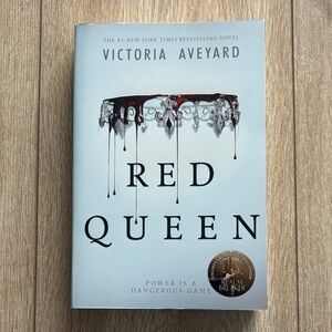 Red Queen by Victoria Aveyard Soft Cover Book